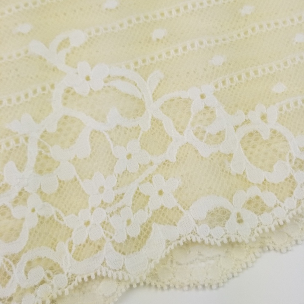 Chantelle Lace Panties - Picture 4 of 5